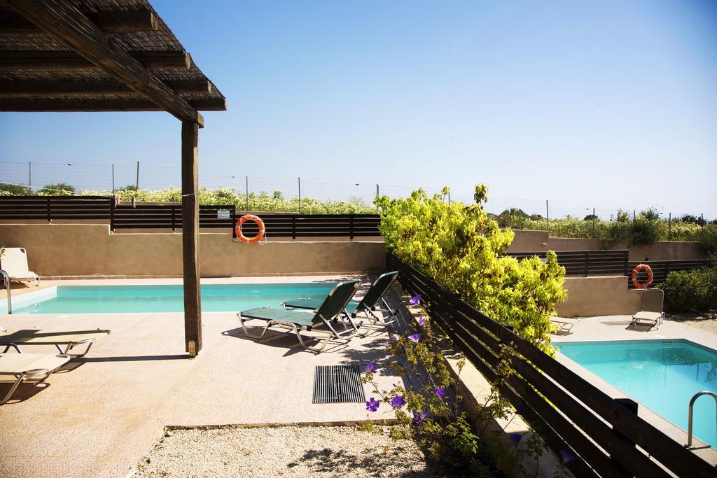 Gennadi Blue Sky Villas Exterior photo